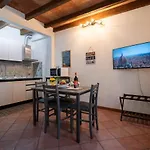 Fiorino Apartment - Piazza Della Liberta